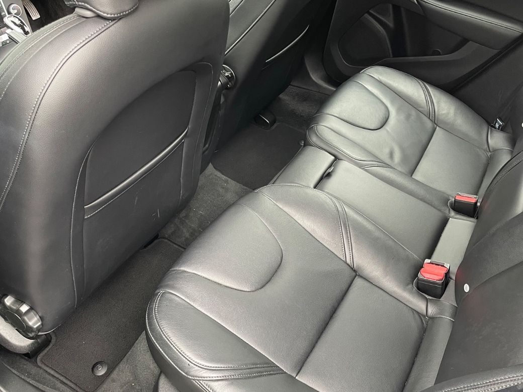 2015 Volvo V40