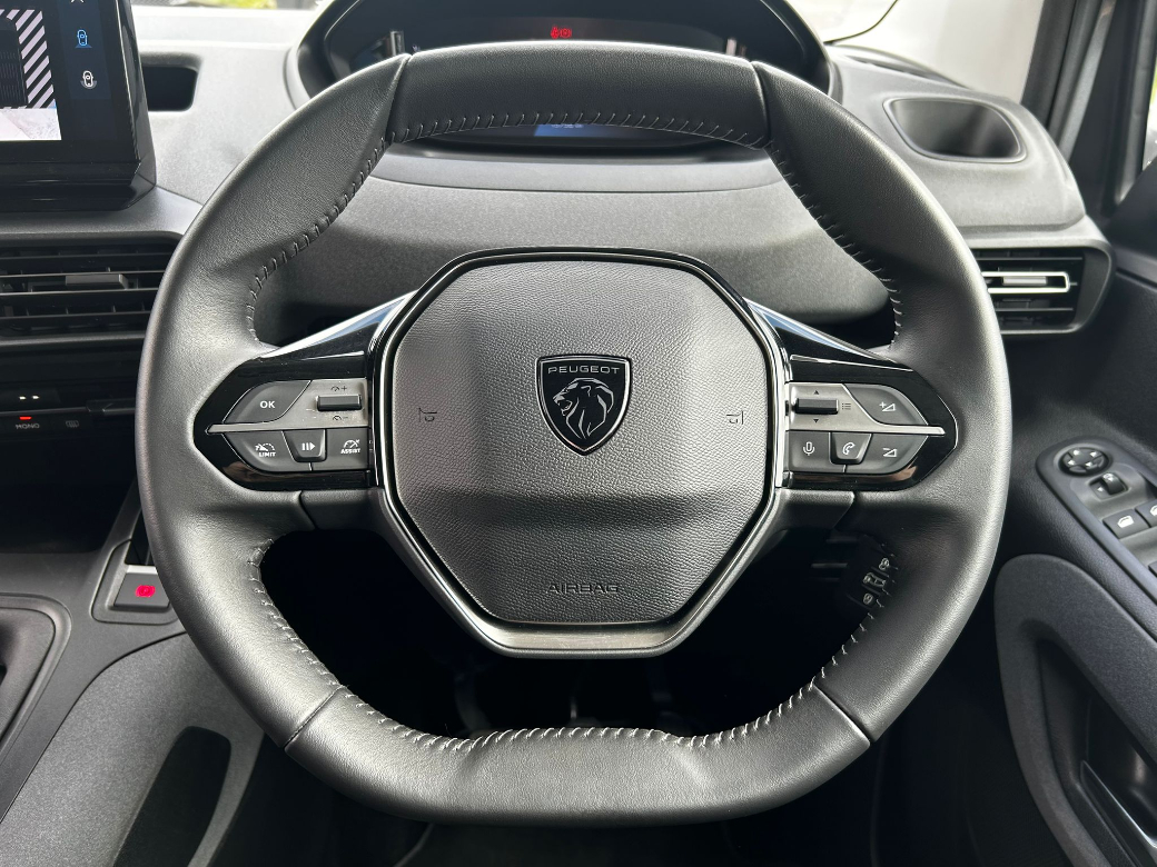 2024 Peugeot Rifter