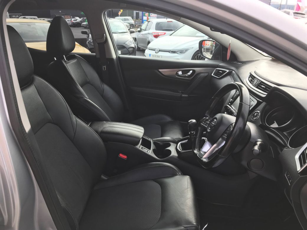 2017 Nissan Qashqai