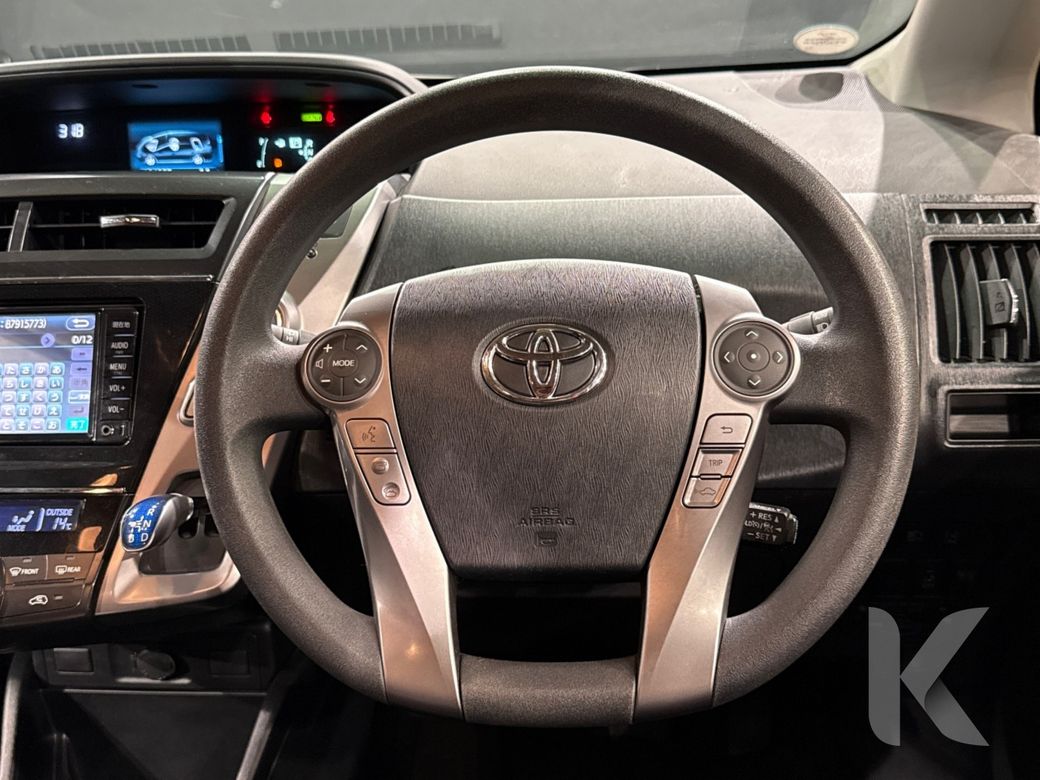 2018 Toyota Prius Alpha