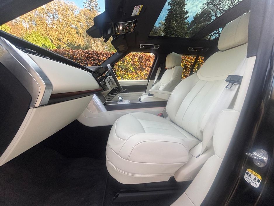 2025 Land Rover Range Rover