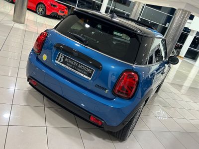 2022 Mini Hatch