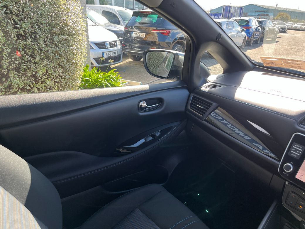 2024 Nissan Leaf
