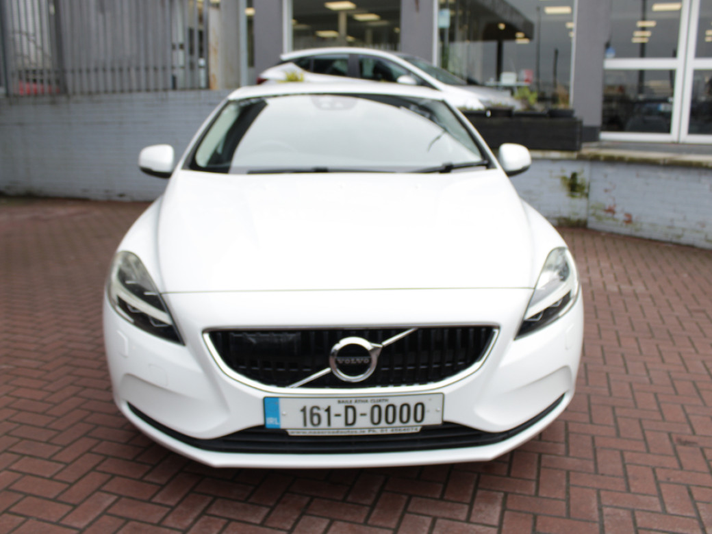 2016 Volvo V40