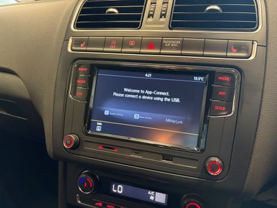 2017 Volkswagen Polo