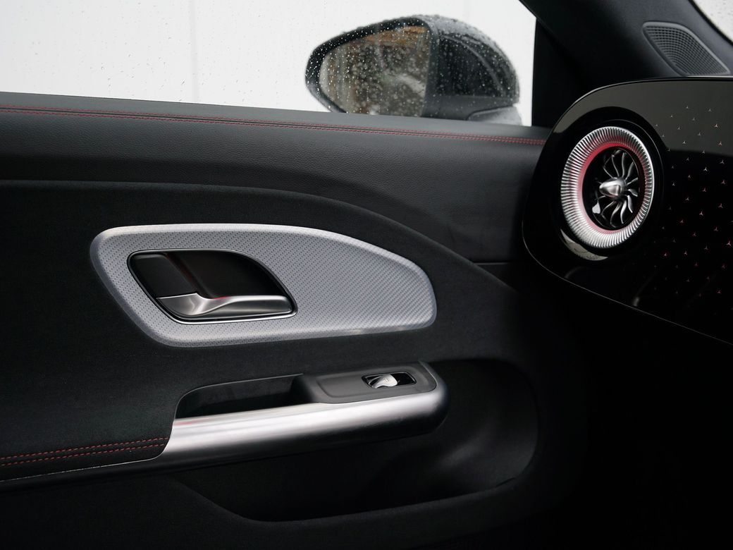 2025 Mercedes-Benz CLA Class