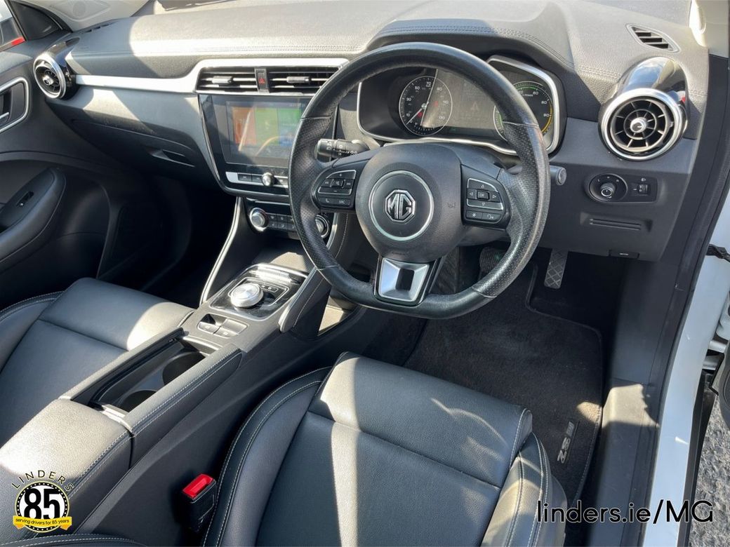 2022 MG ZS
