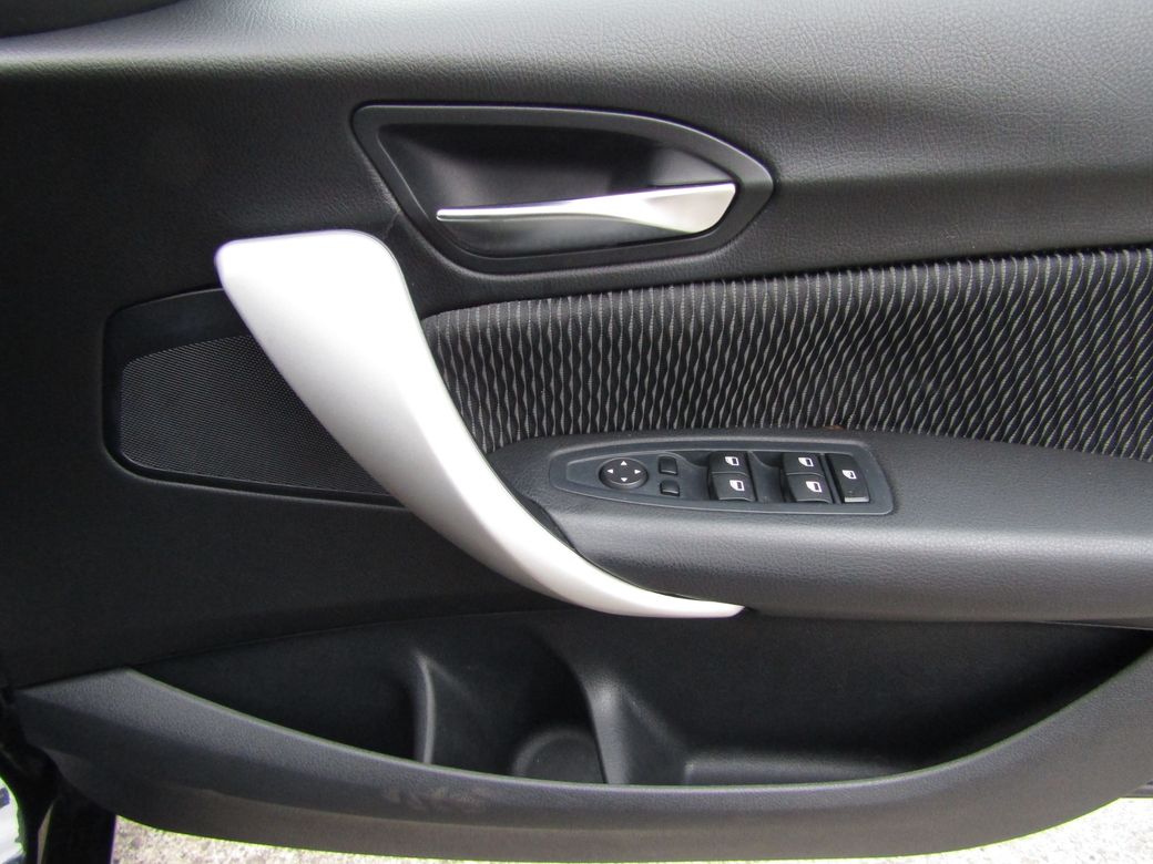 2012 BMW 1 Series