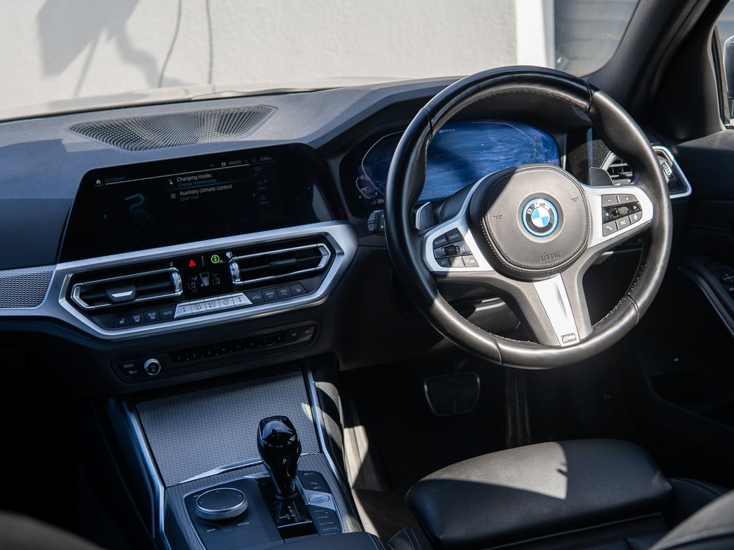 2022 BMW 3 Series