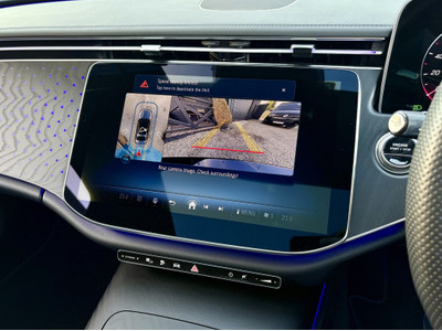 2025 Mercedes-Benz E 300