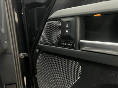 2023 Land Rover Defender