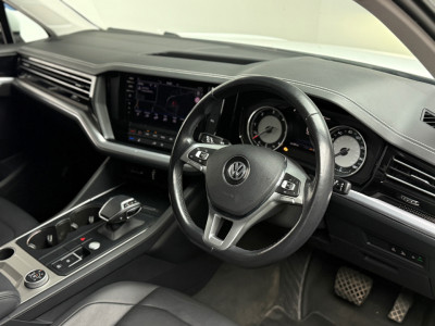 2019 Volkswagen Touareg