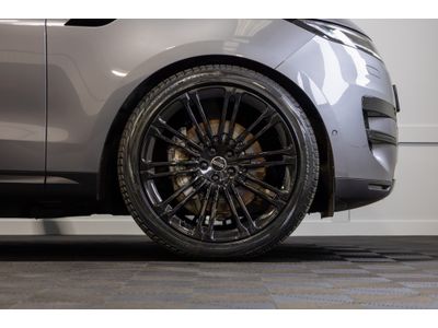 2025 Land Rover Range Rover Sport