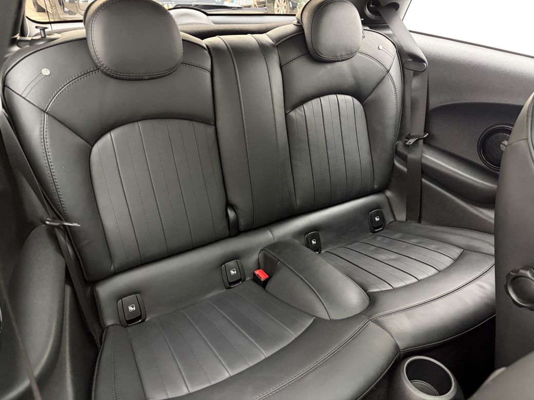 2024 Mini Hatch