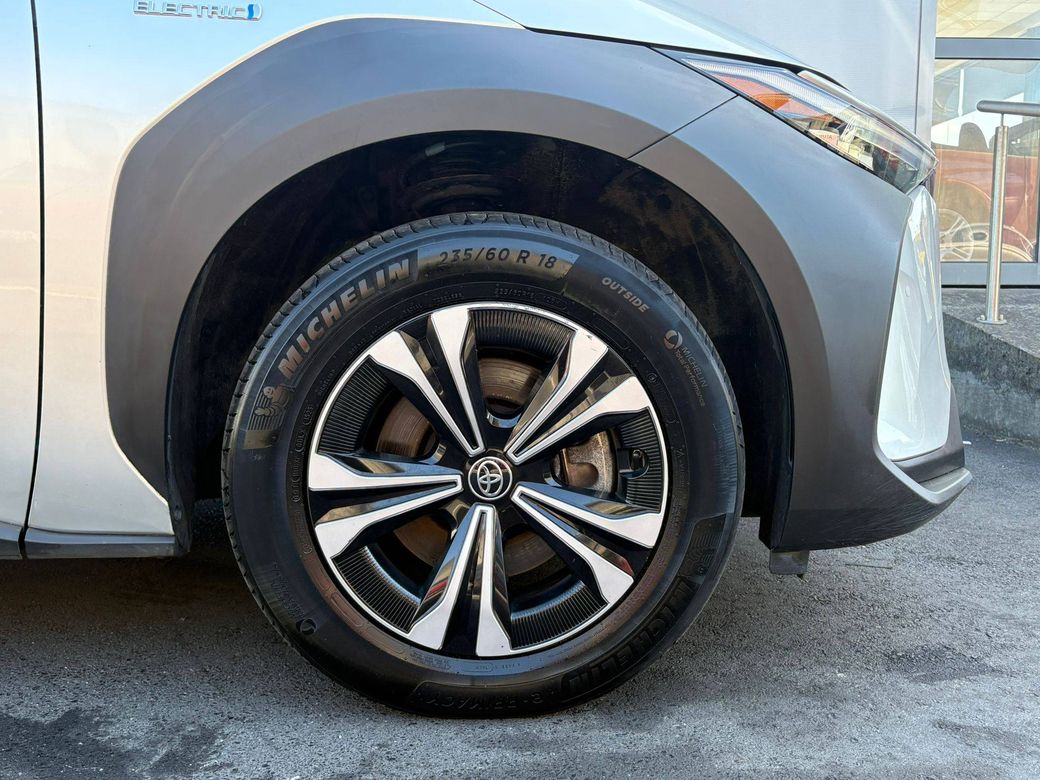 2024 Toyota bZ4X