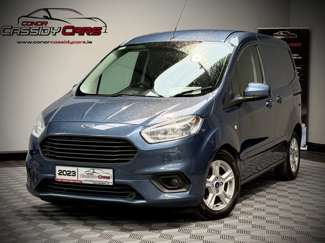 2023 Ford Transit Courier