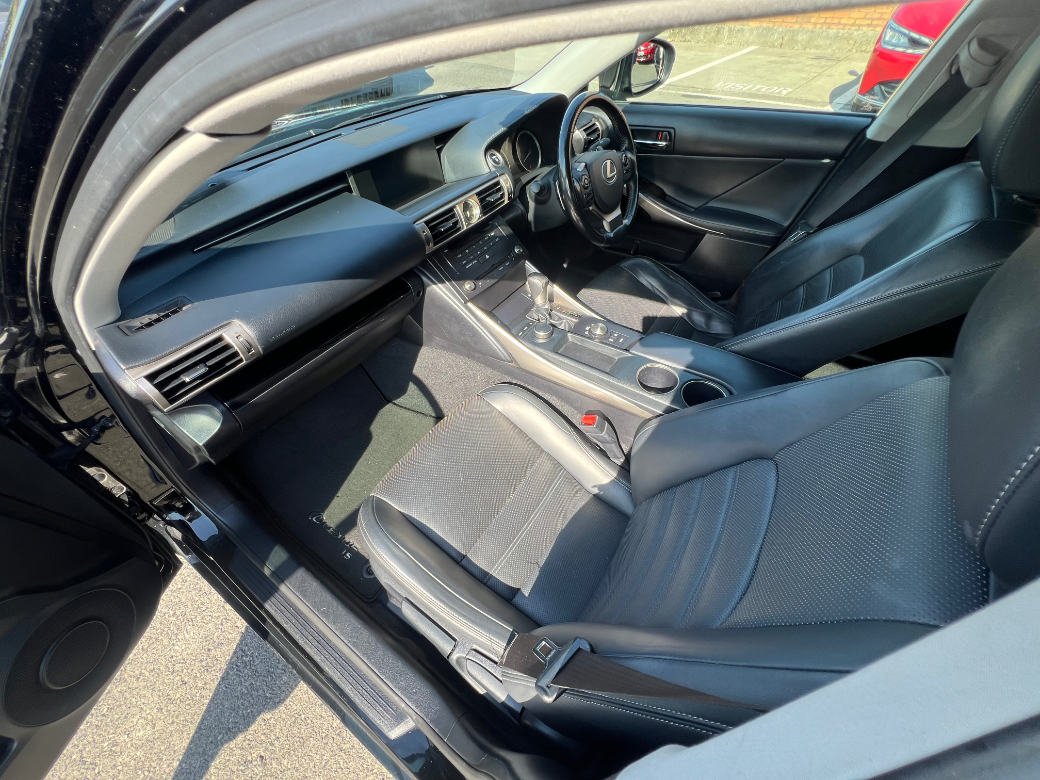 2015 Lexus IS