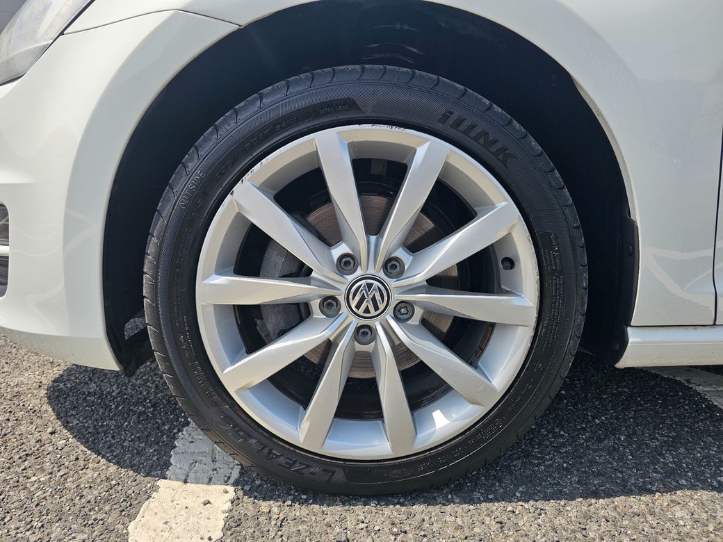 2017 Volkswagen Golf