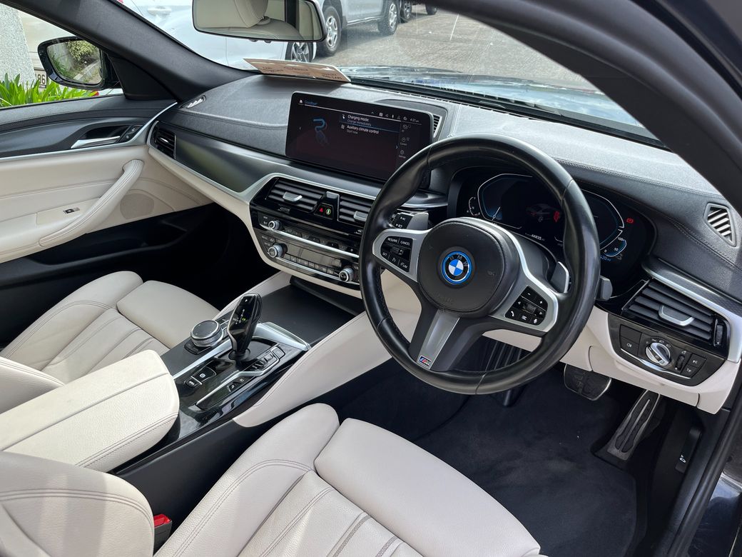 2022 BMW 5 Series