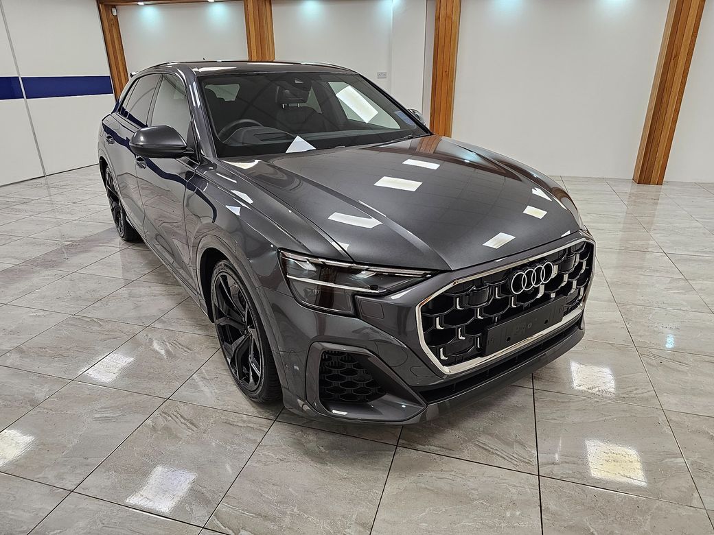 2025 Audi Q8