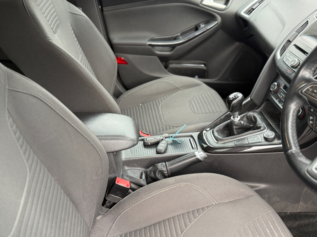 2016 Ford Focus