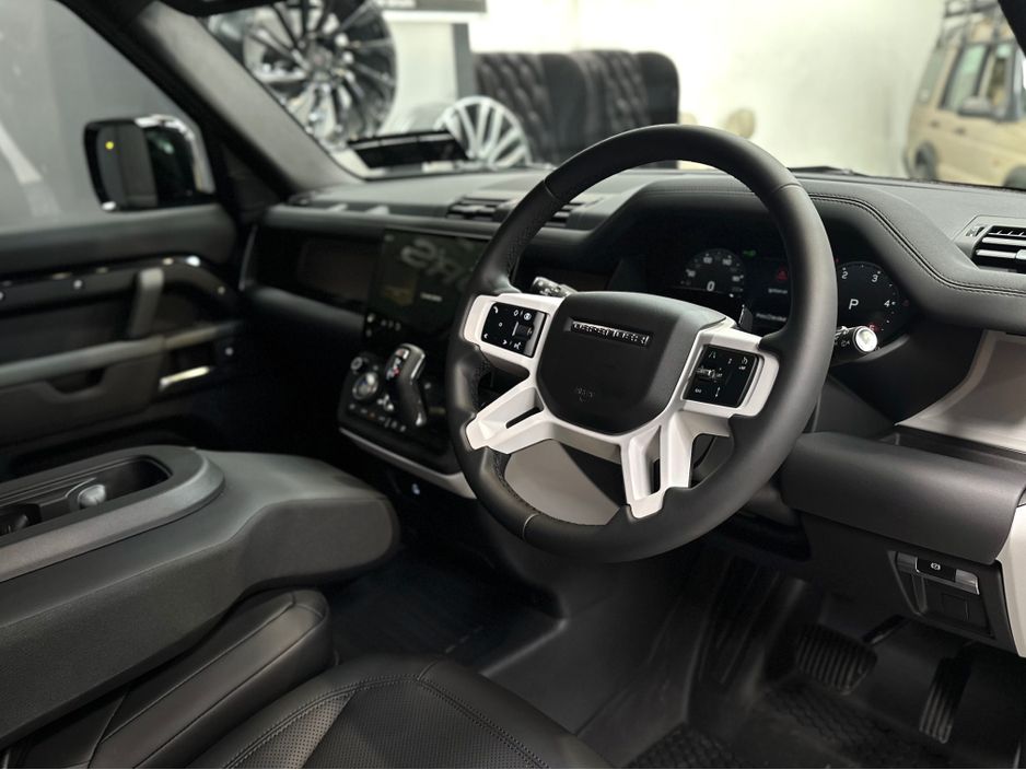 2026 Land Rover Defender
