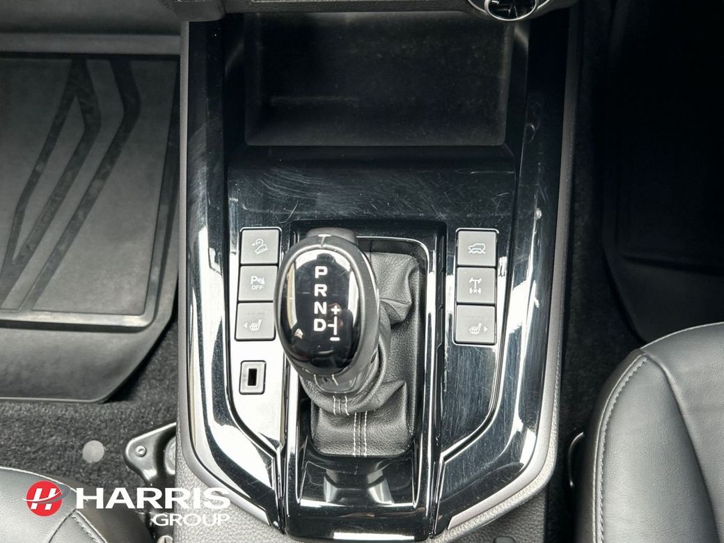 2025 Black Isuzu D-MAX