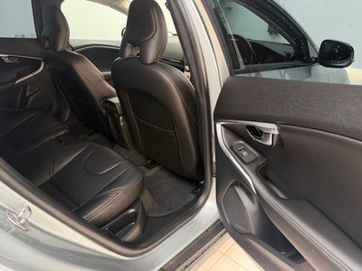 2016 Volvo V40 Cross Country