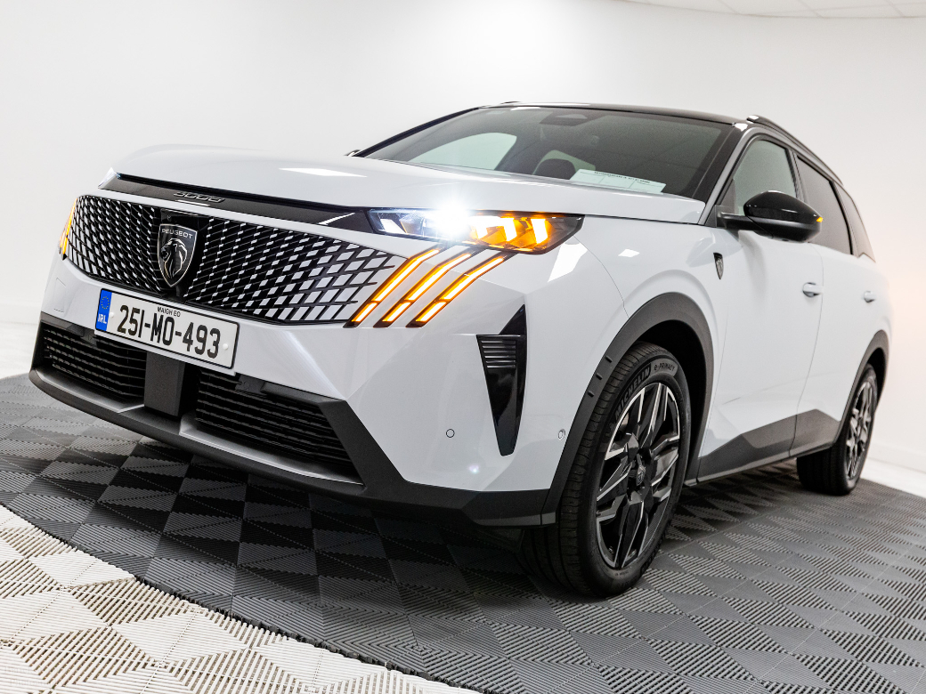 2025 Peugeot 5008
