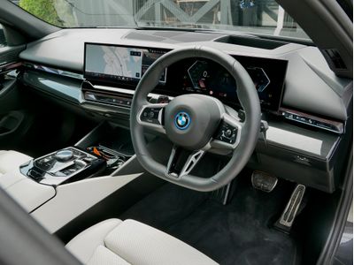 2025 BMW 5 Series