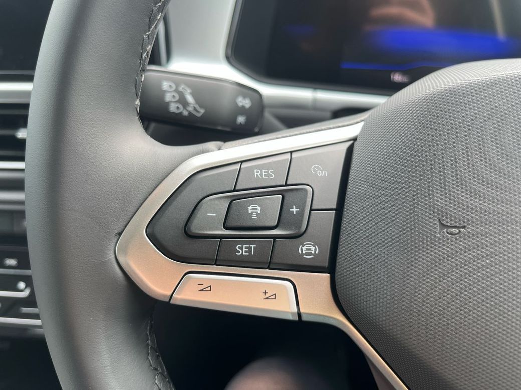 2025 Volkswagen T-Roc