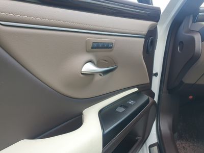 2019 Lexus ES 300h
