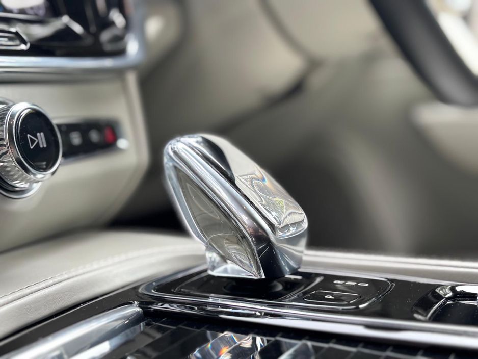 2021 Volvo S90