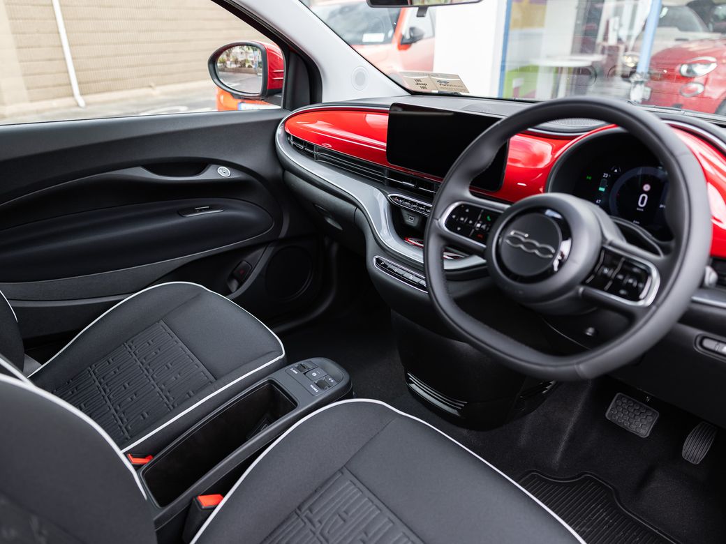 2025 Fiat 500