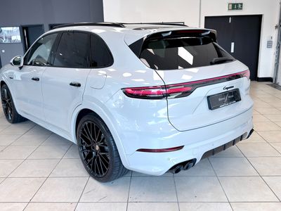 2023 Porsche Cayenne