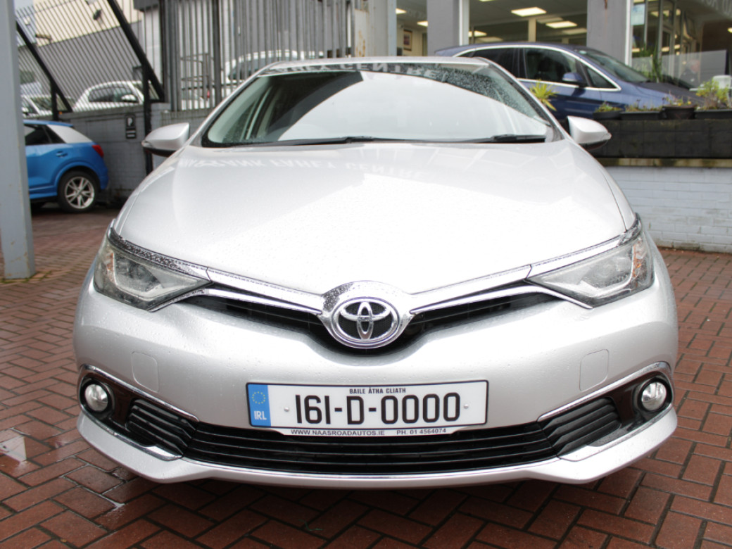 2017 Toyota Auris