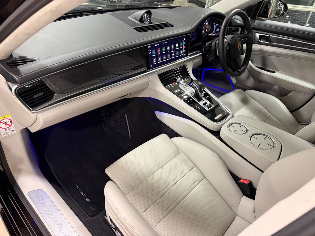 2023 Porsche Panamera