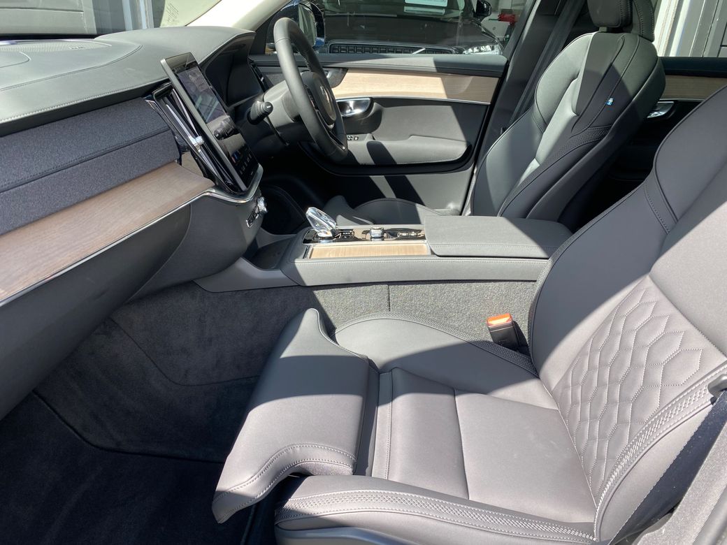 2025 Volvo XC90