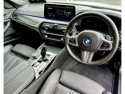 2022 BMW 5 Series
