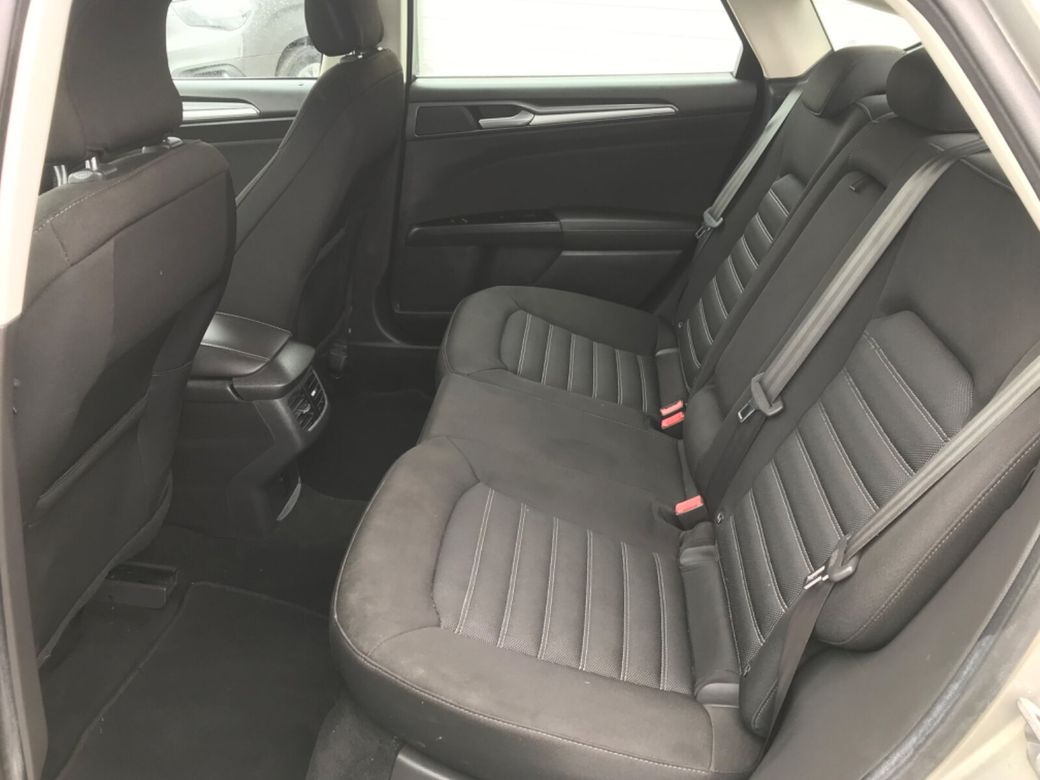 2016 Ford Mondeo