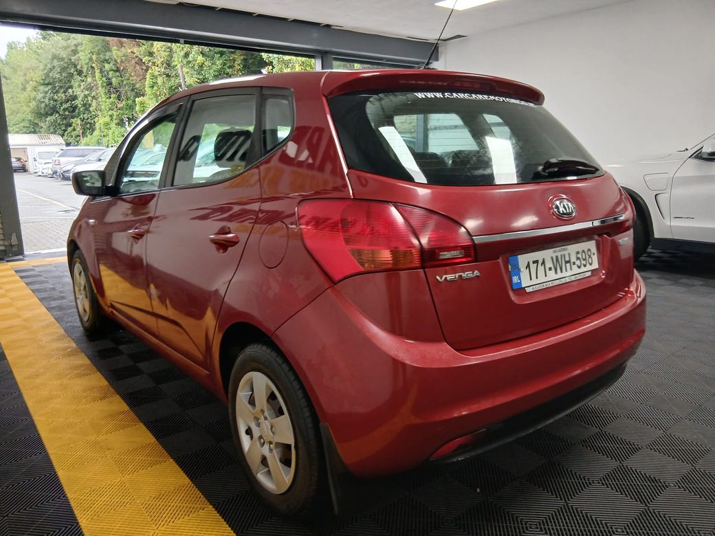 2017 Kia Venga