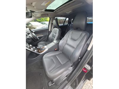 2018 Volvo V60 Cross Country