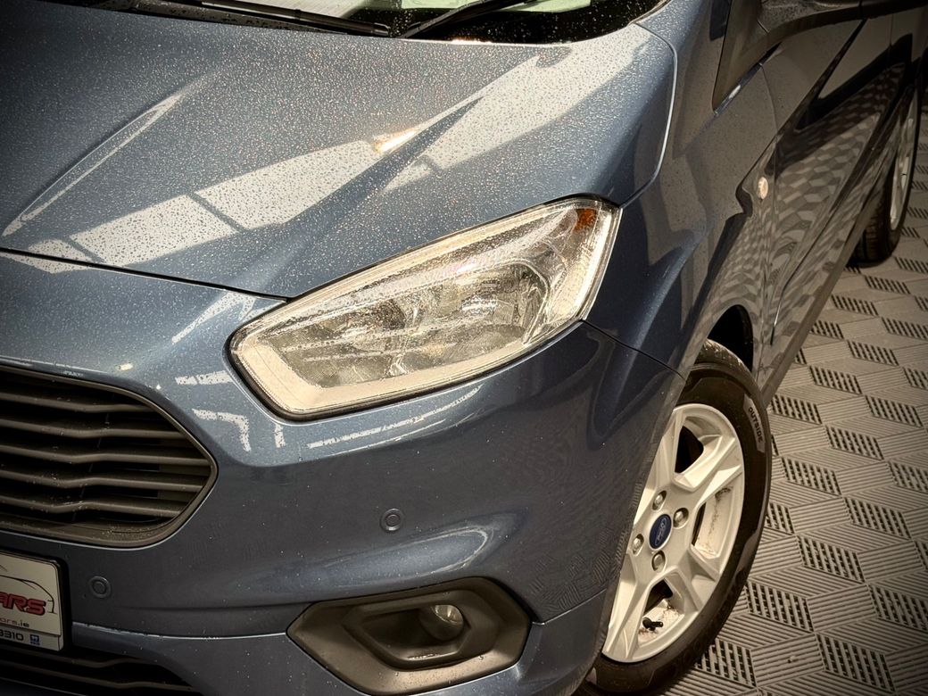 2023 Ford Transit Courier