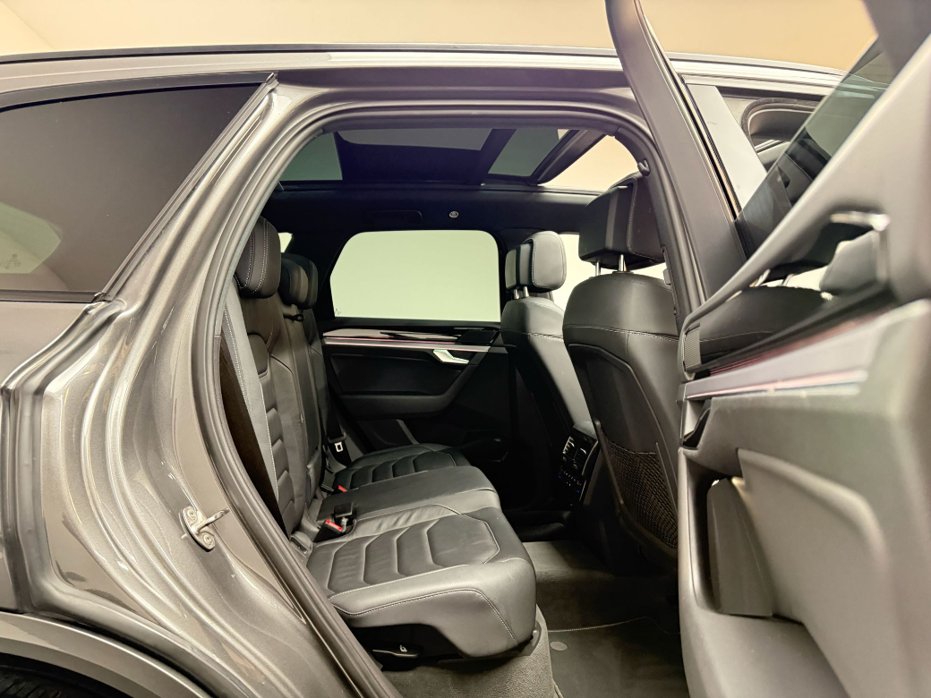 2020 Volkswagen Touareg