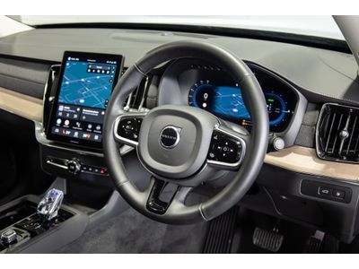 2025 Volvo XC90