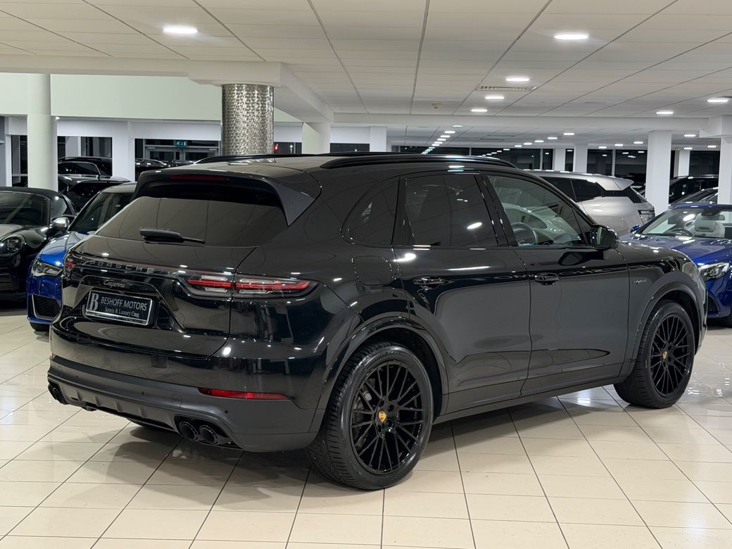 2023 Porsche Cayenne