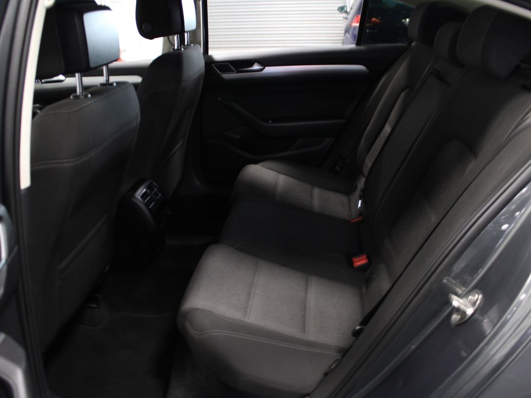 2015 Volkswagen Passat