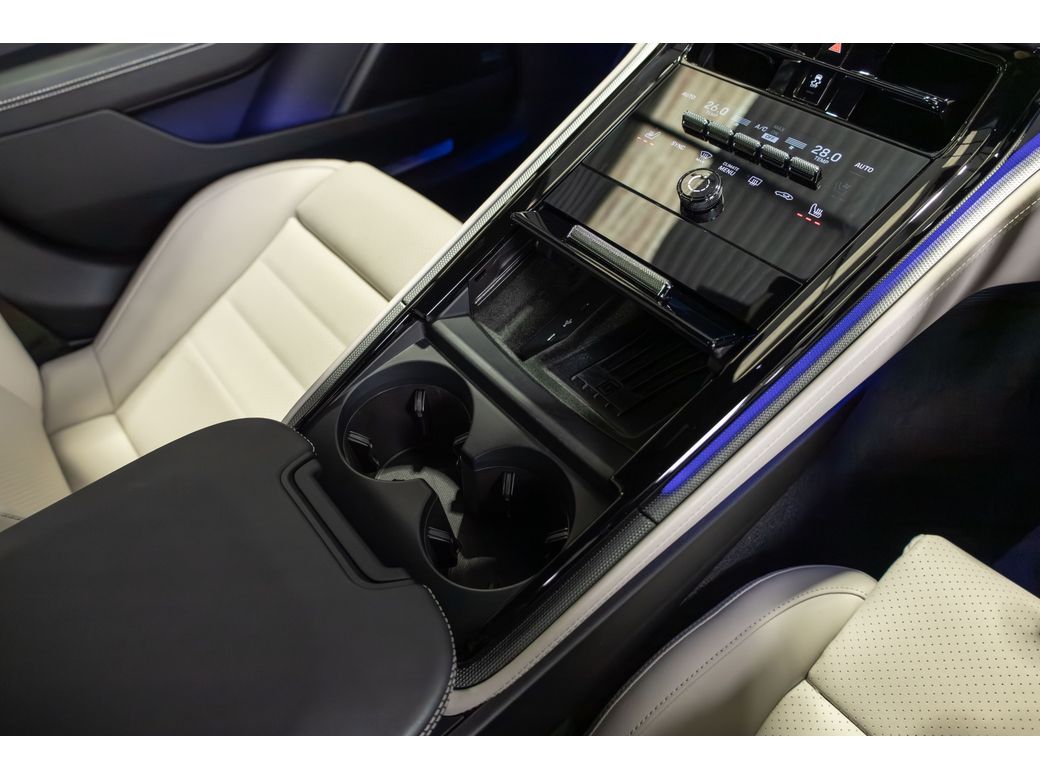 2025 Porsche Panamera