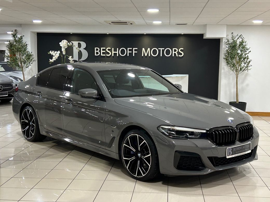 2022 BMW 5 Series