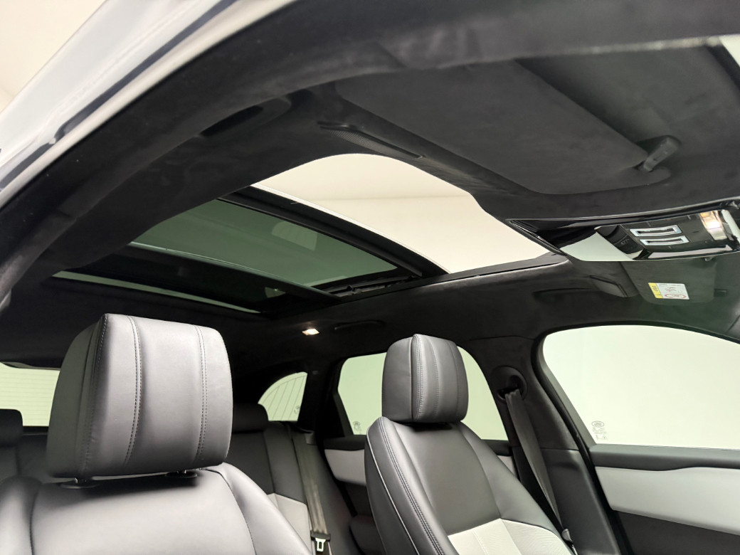 2025 Land Rover Range Rover Velar